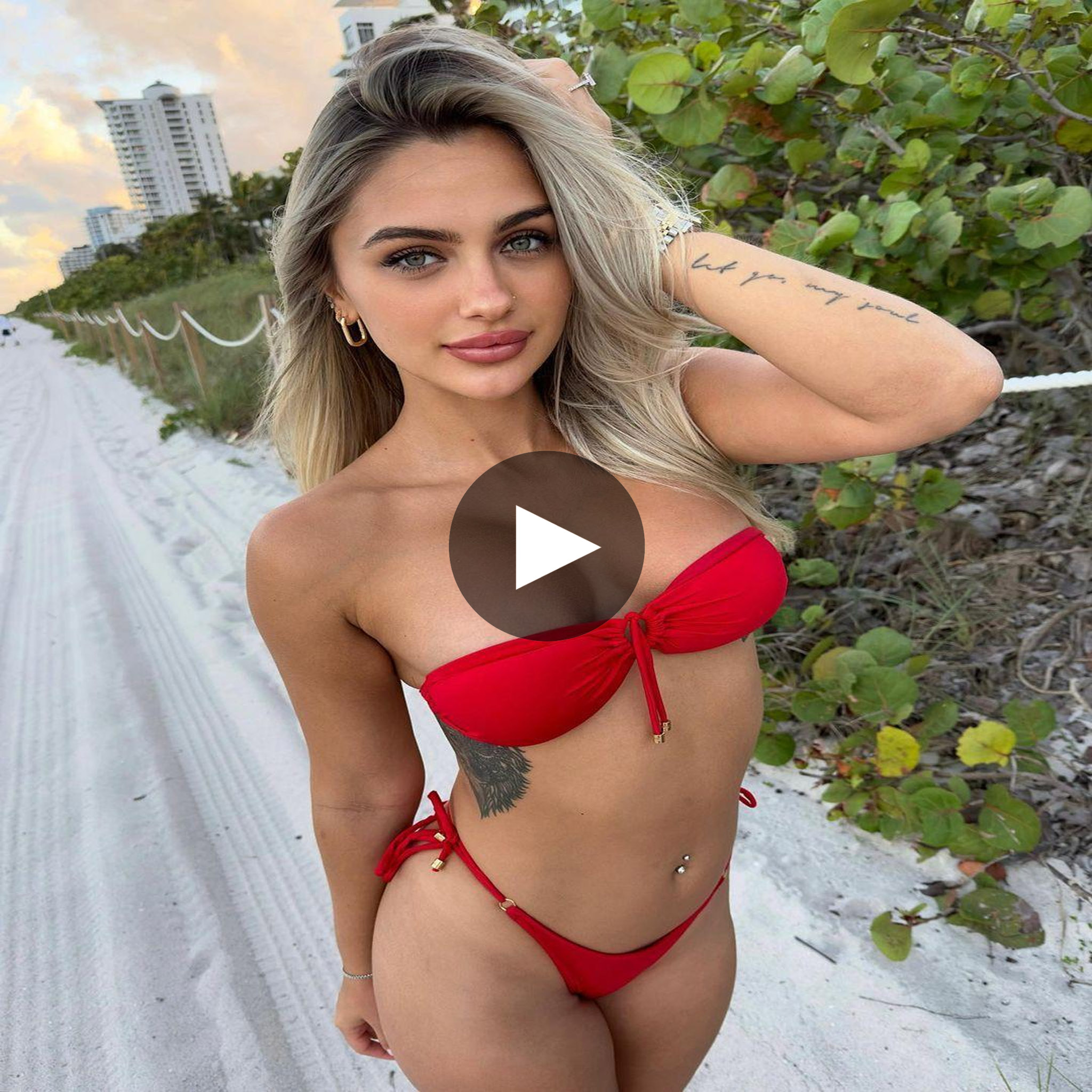 Stop & Stare: Aly Marie'S Breathtaking Beauty - ed1m251