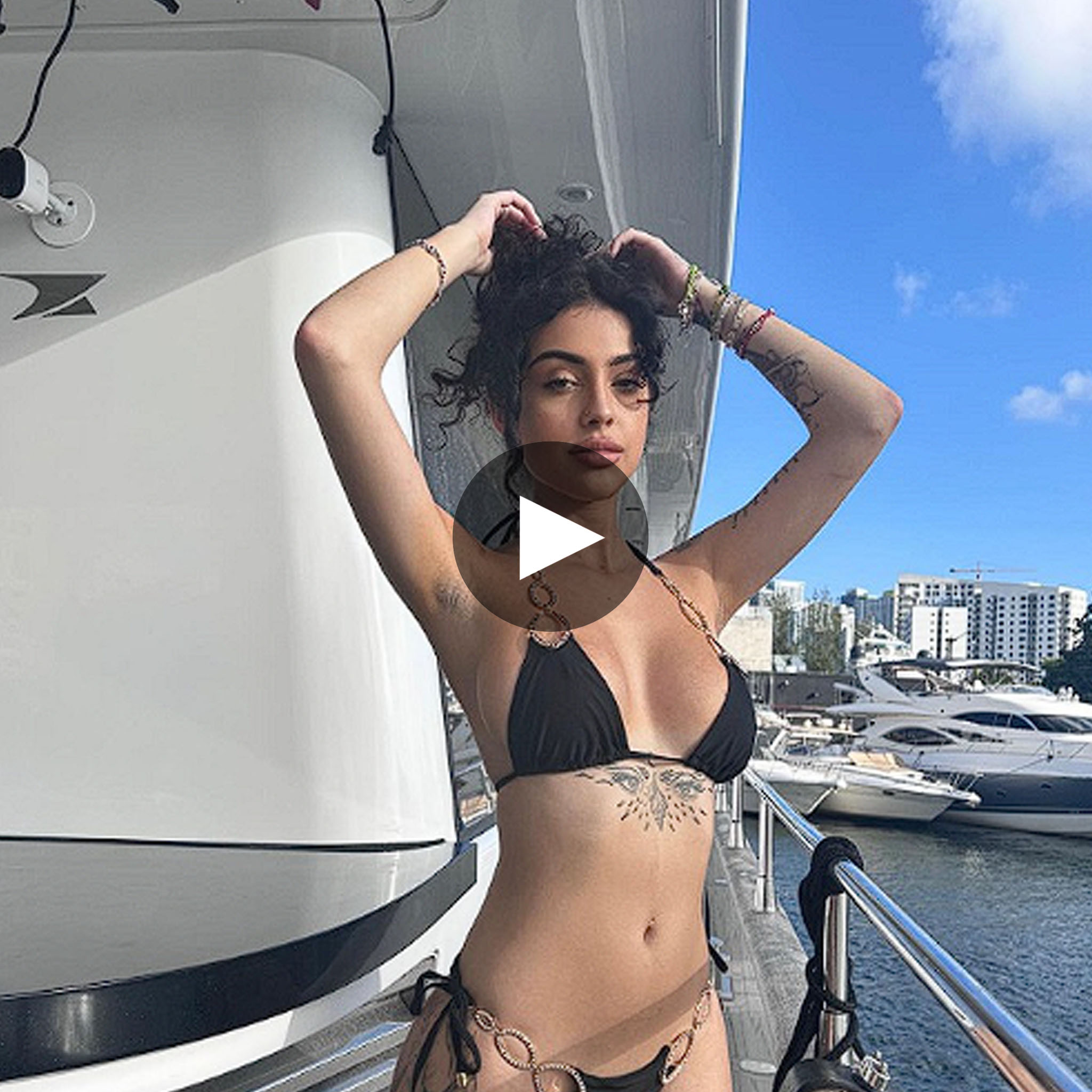 Malu Trevejo'S Onlyfans: Fans React - 44lhylv
